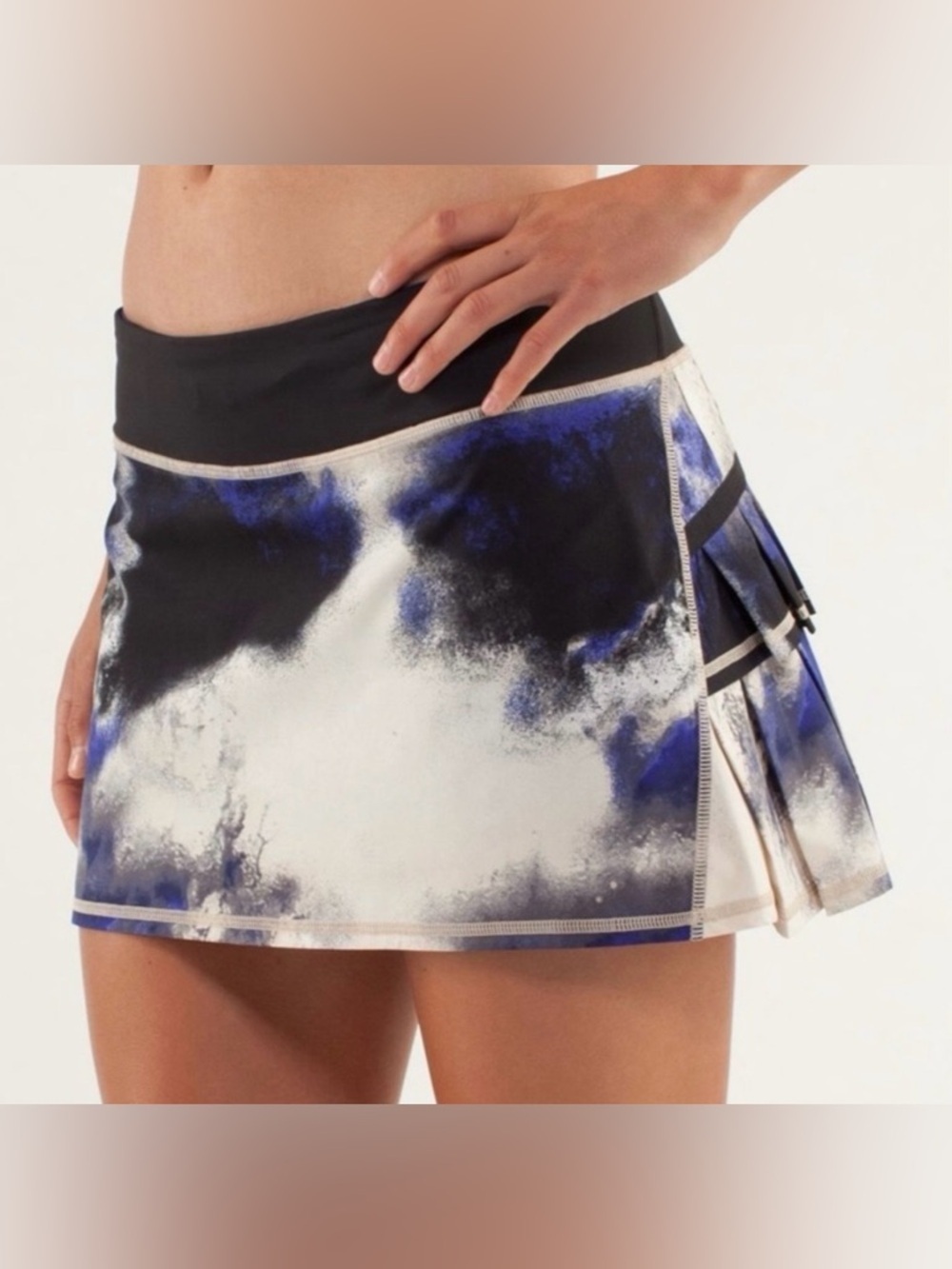 Y2K Lululemon Pace Setter Skirt Shorts Tall Milky Way Multi Print Size 4 Rare